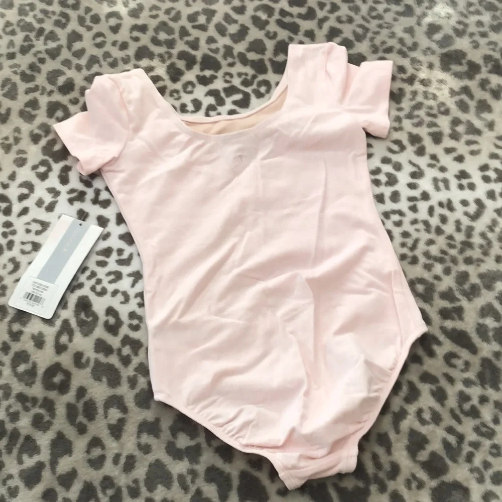 Danskin Short Sleeve Leotard in Theatrical Pink Size Large 12-14